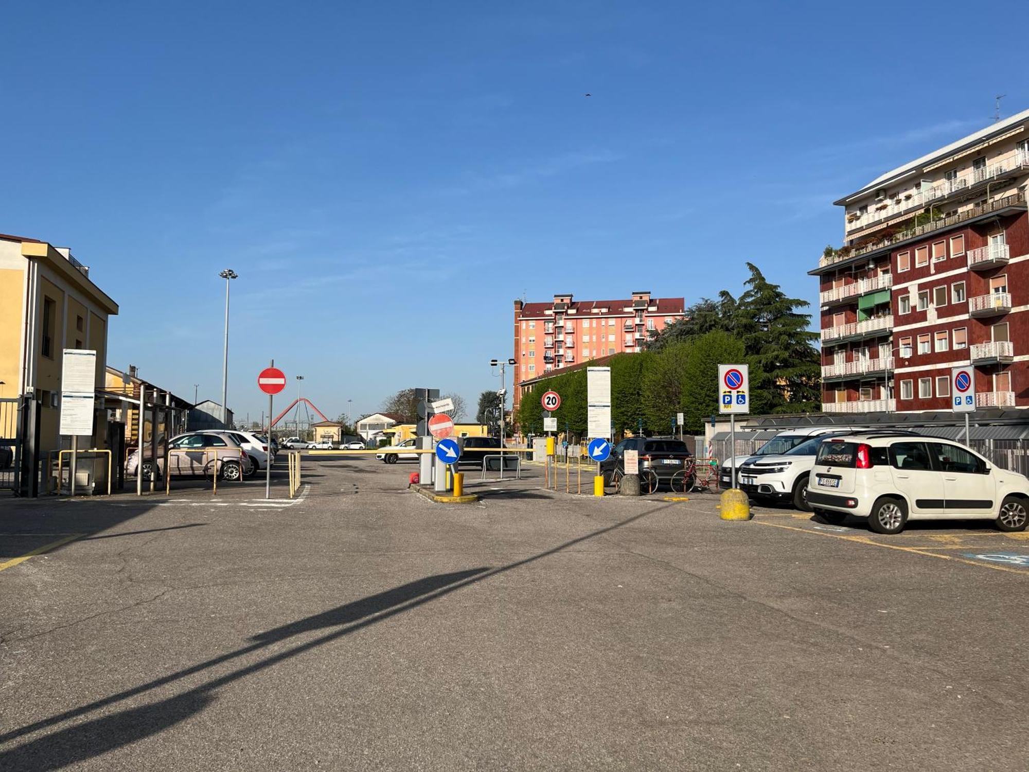 Pole Position Rho Milano - Strategic To City, Fair, Mind, San Siro 外观 照片